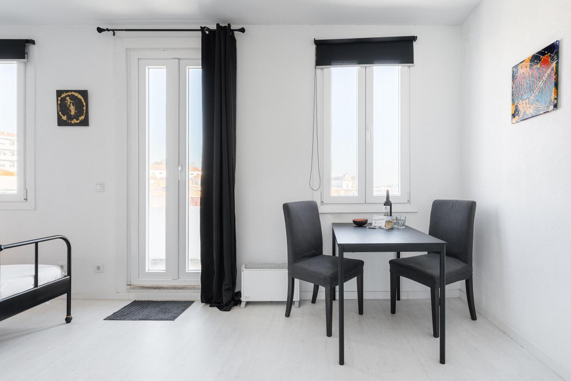 Guest H4U - Sao Vitor Studio River View Porto Bagian luar foto